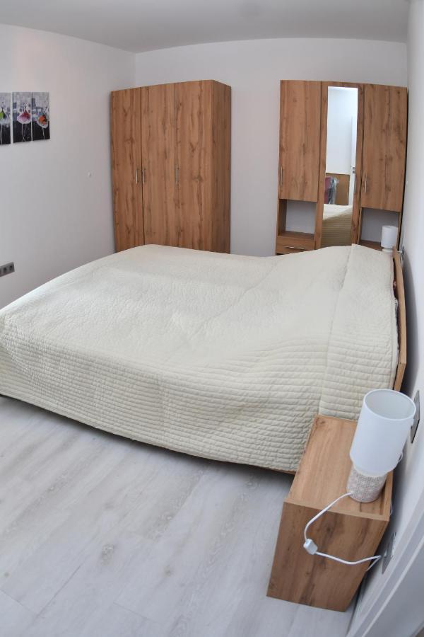 Appartement Fuzliget Ezuestnyar à Balatonfůzfő Extérieur photo