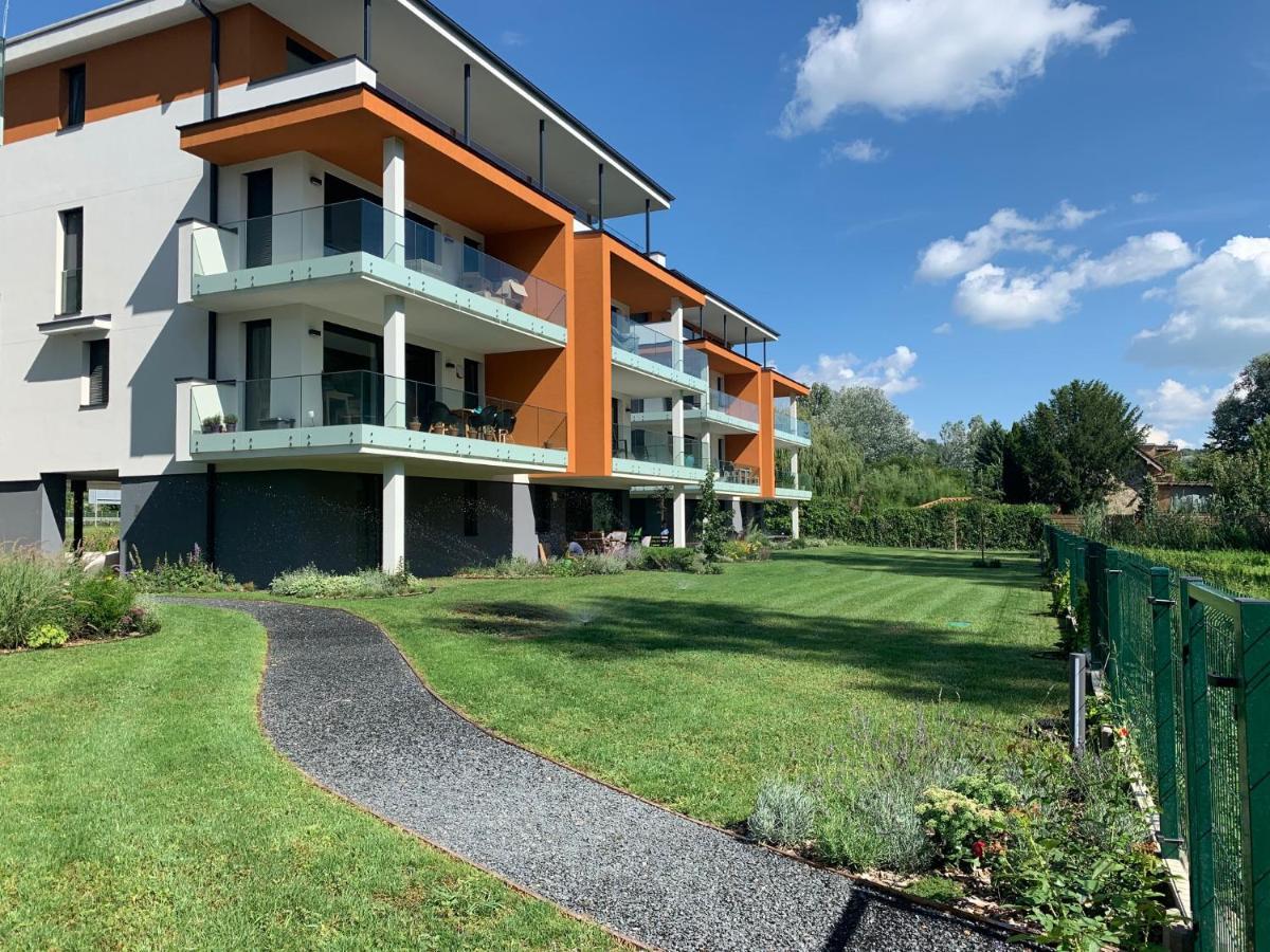 Appartement Fuzliget Ezuestnyar à Balatonfůzfő Extérieur photo